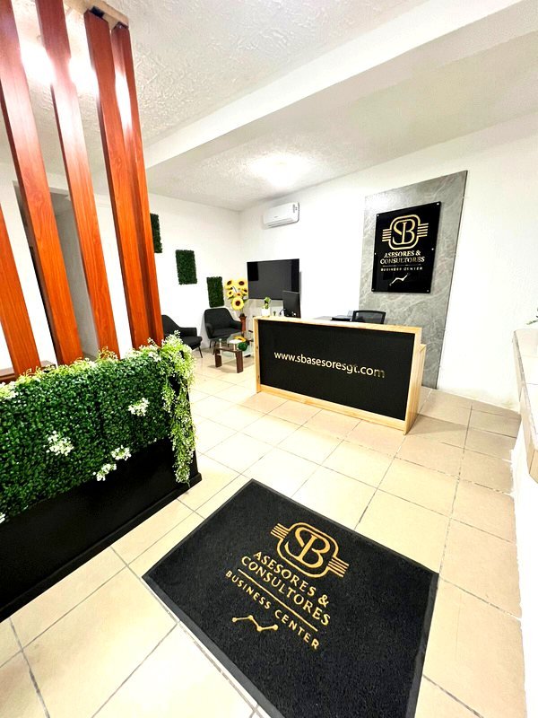 Recepción del SB Business Center en Zacapa